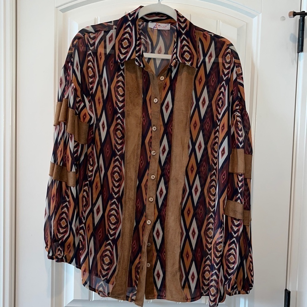 Western cowgirl button down blouse faux leather details SO Cute and unique L/ XL